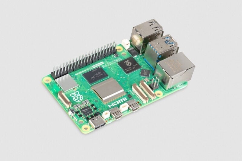 Raspberry Pi 5 16 GB