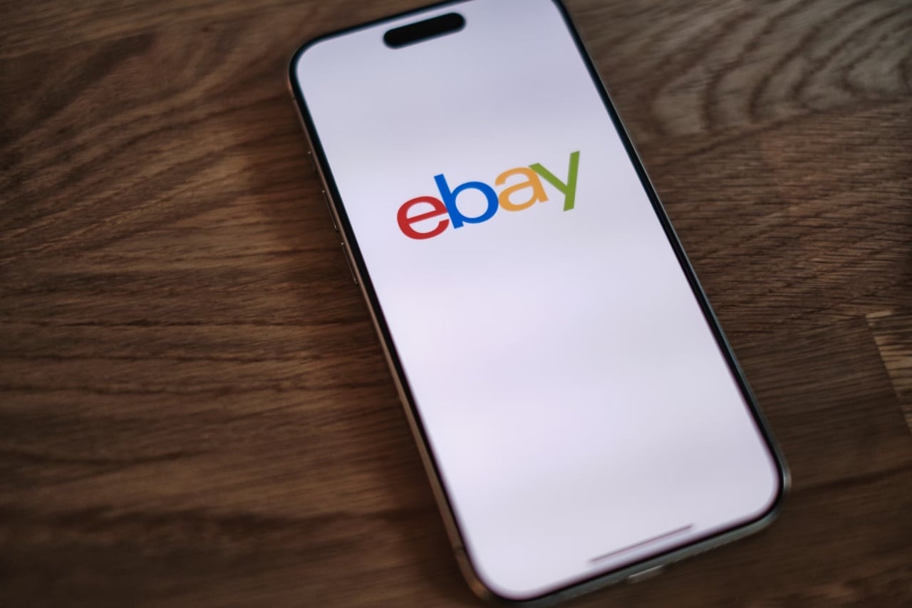 imagem do ebay em smartphone