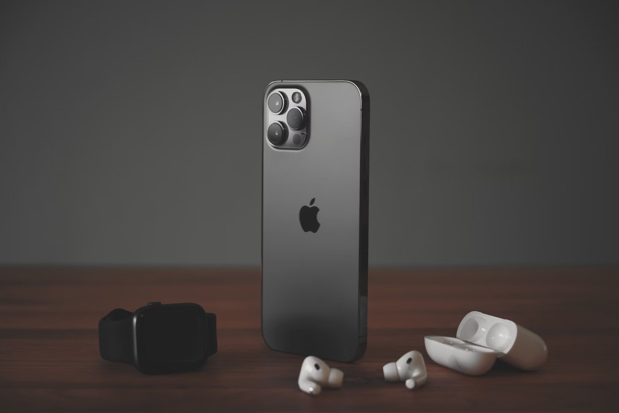iPhone da Apple juntamente com acessórios
