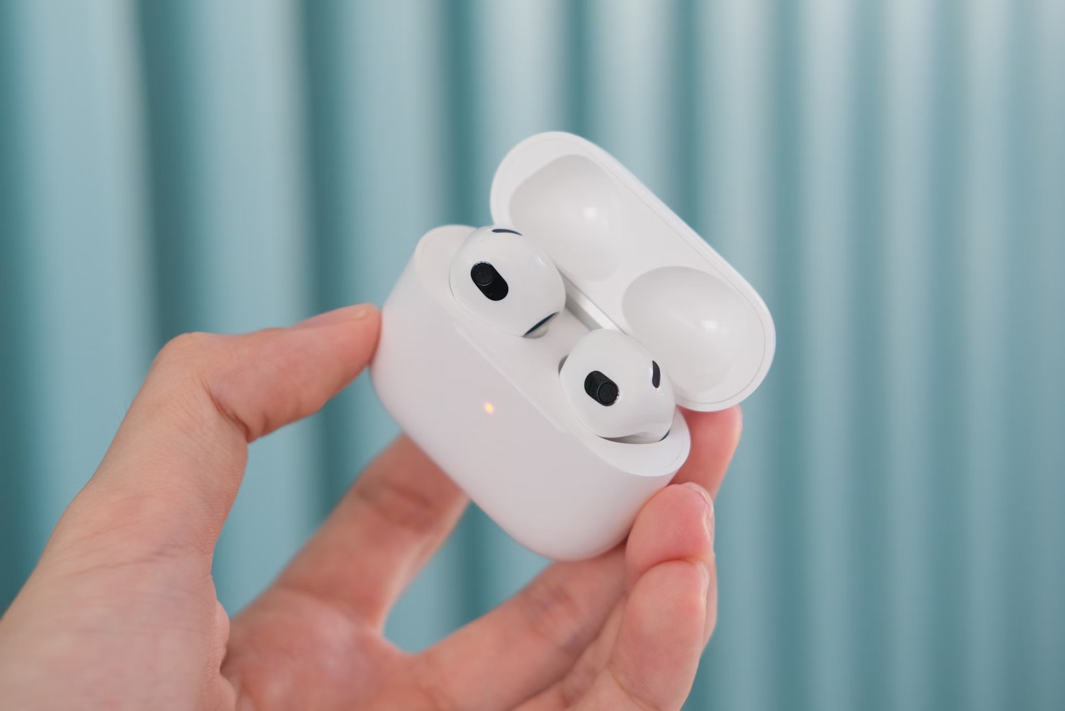 Apple AirPods