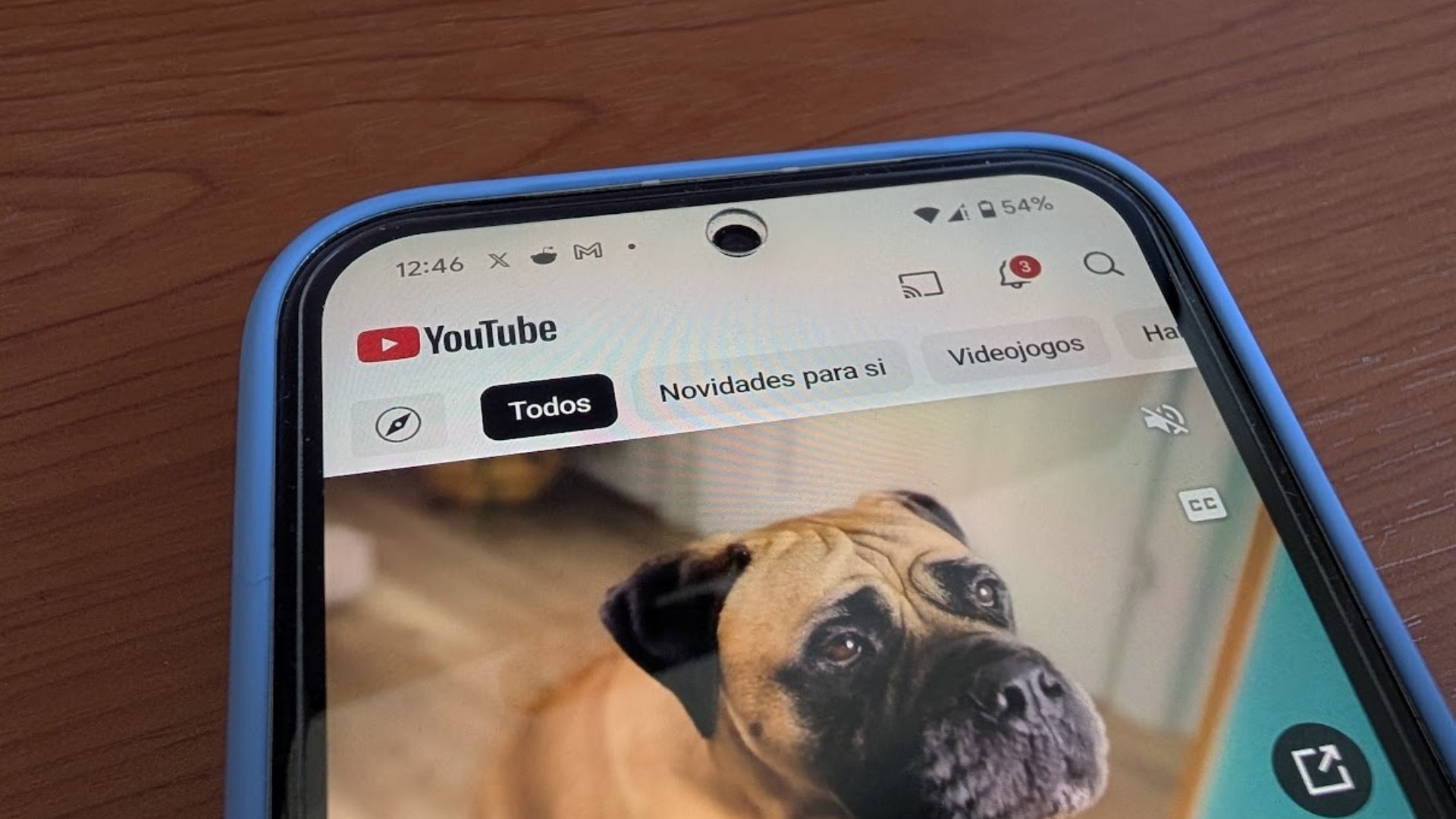 Youtube app aberta