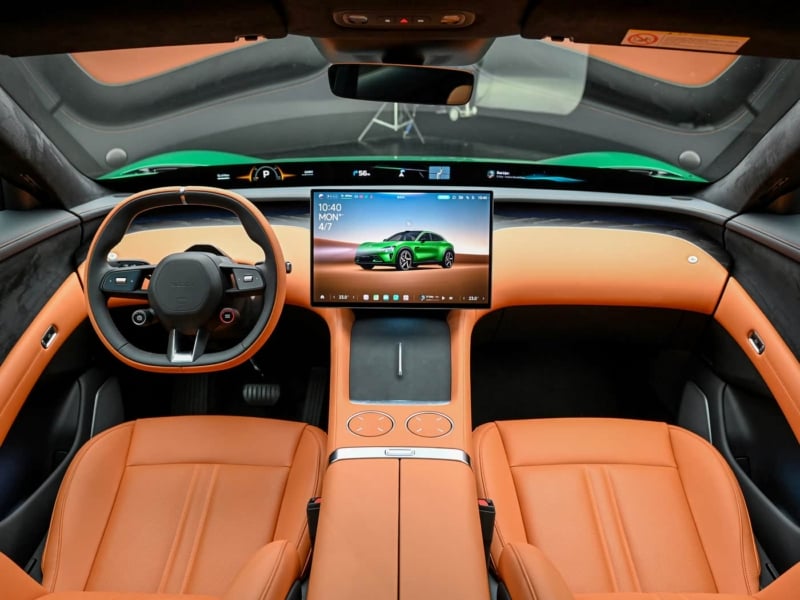 detalhes do interior do Xiaomi YU7