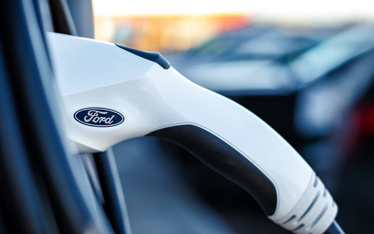 sistema de carregamento da Ford