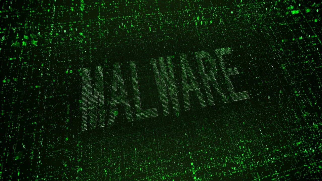 malware em fundo de código verde