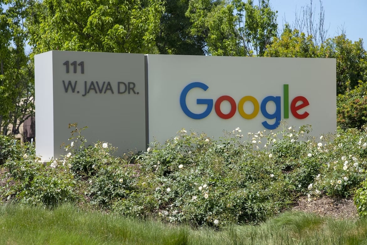 Logo da Google em sede da empresa