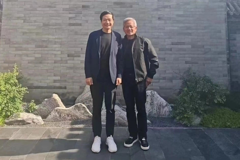 foto do CEO da Xiaomi e da NVidia