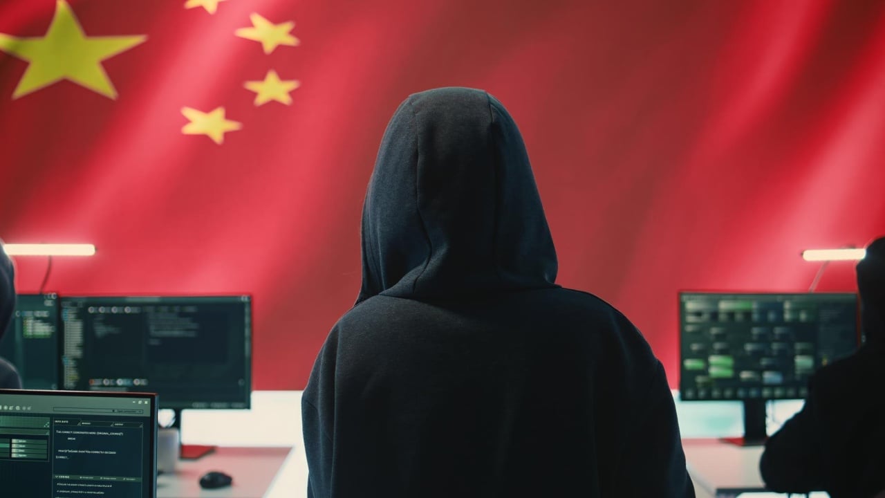 hacker com bandeira da china
