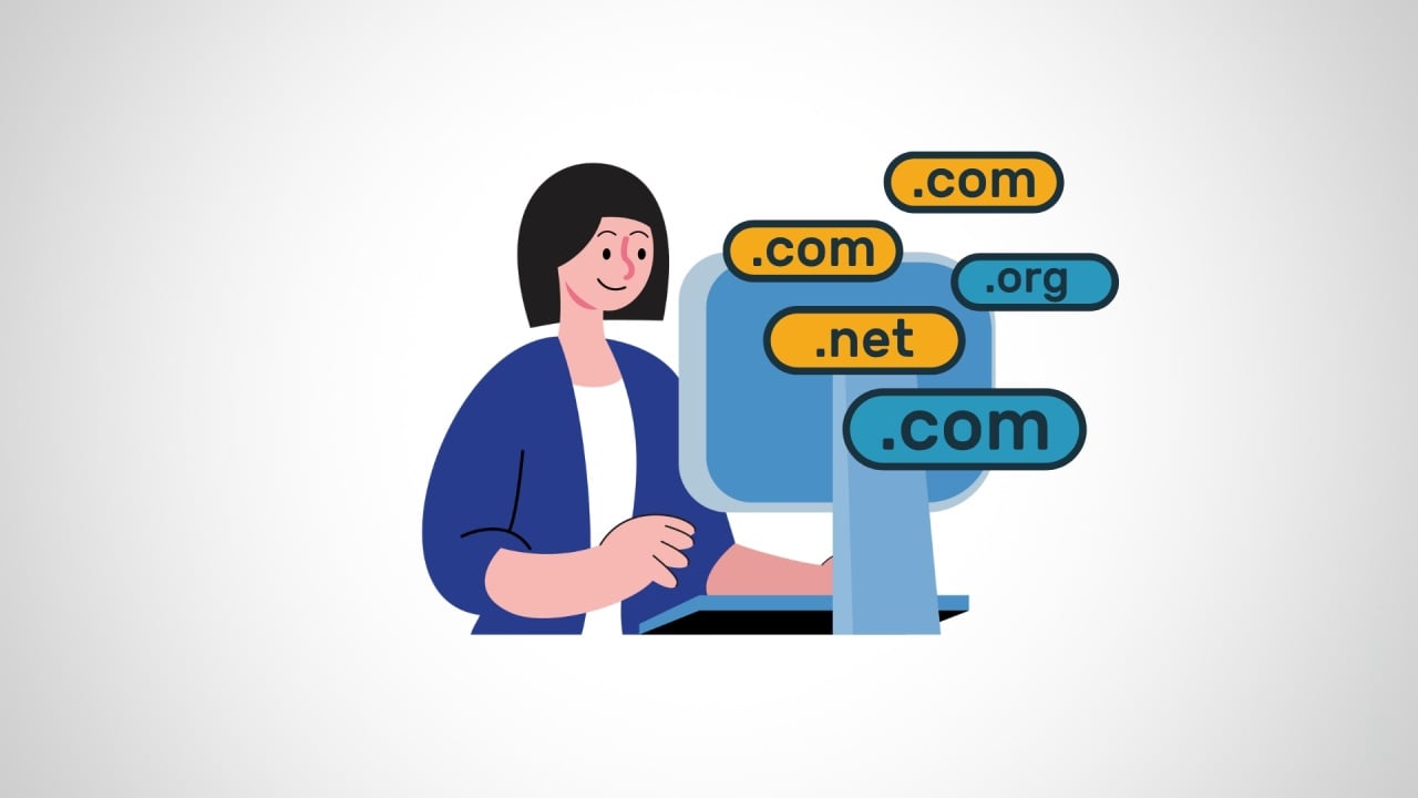 Pessoa a usar computador com domínios