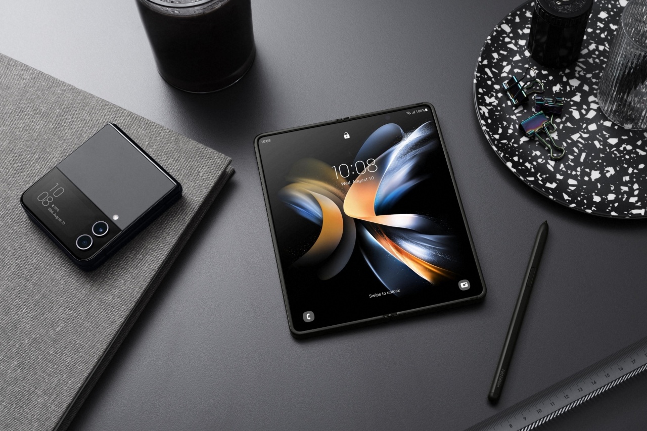 Samsung Galaxy Z Fold 4