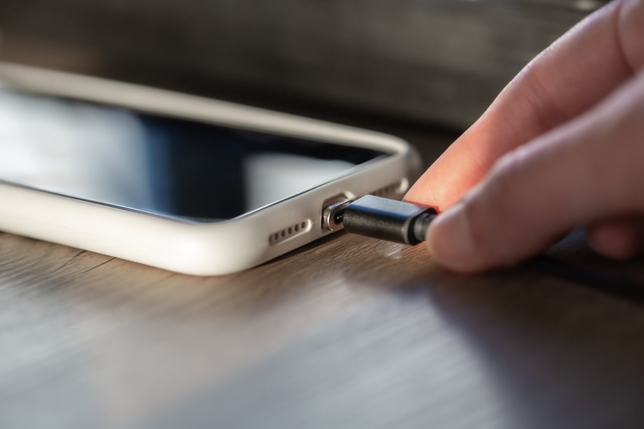 smartphone a carregar
