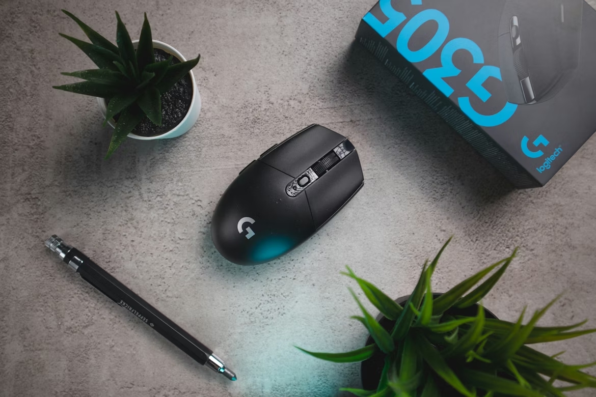 logitech