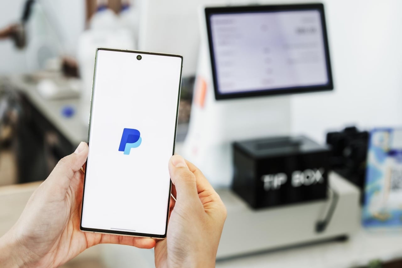 PayPal em smartphone