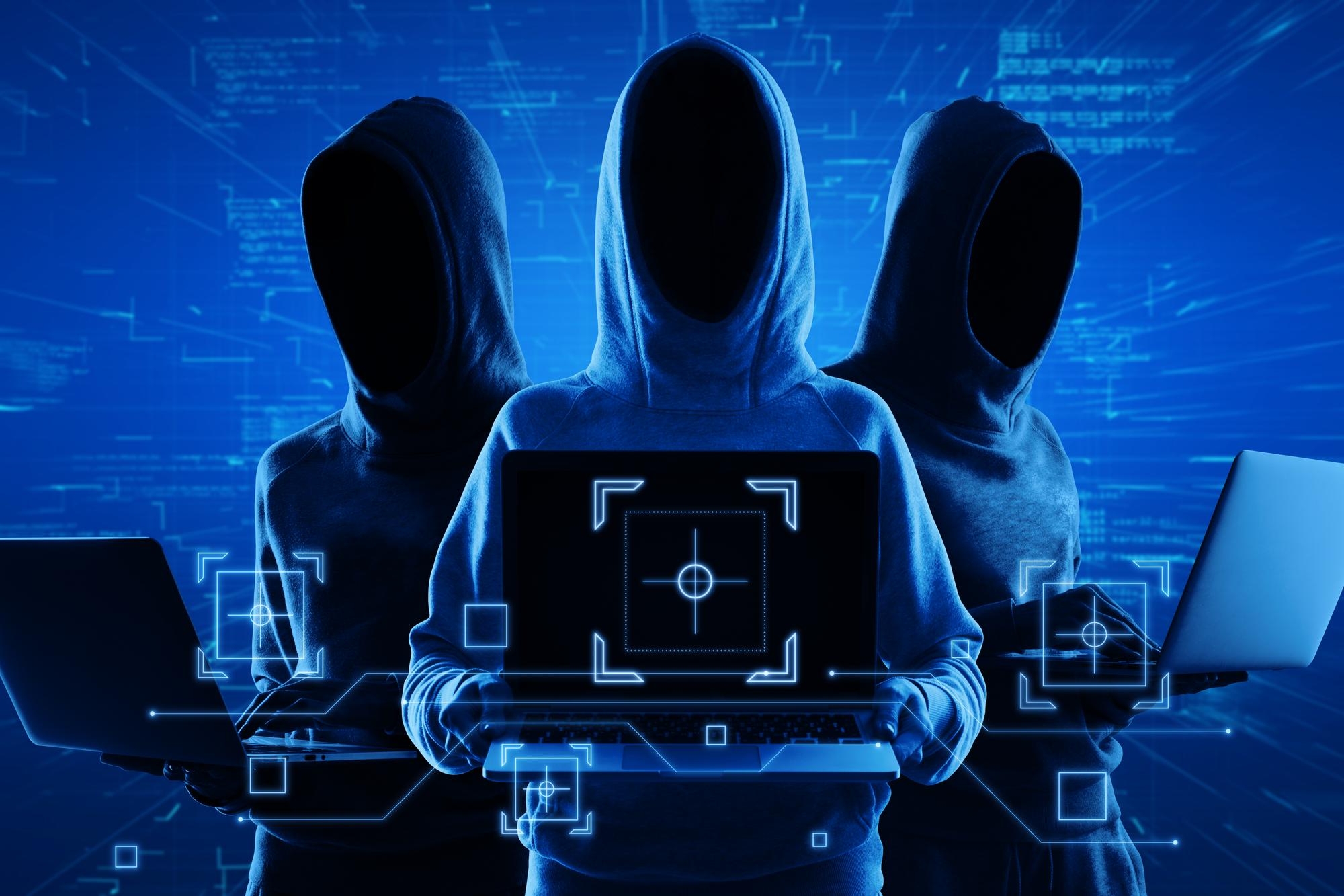 hackers próximos de computadores