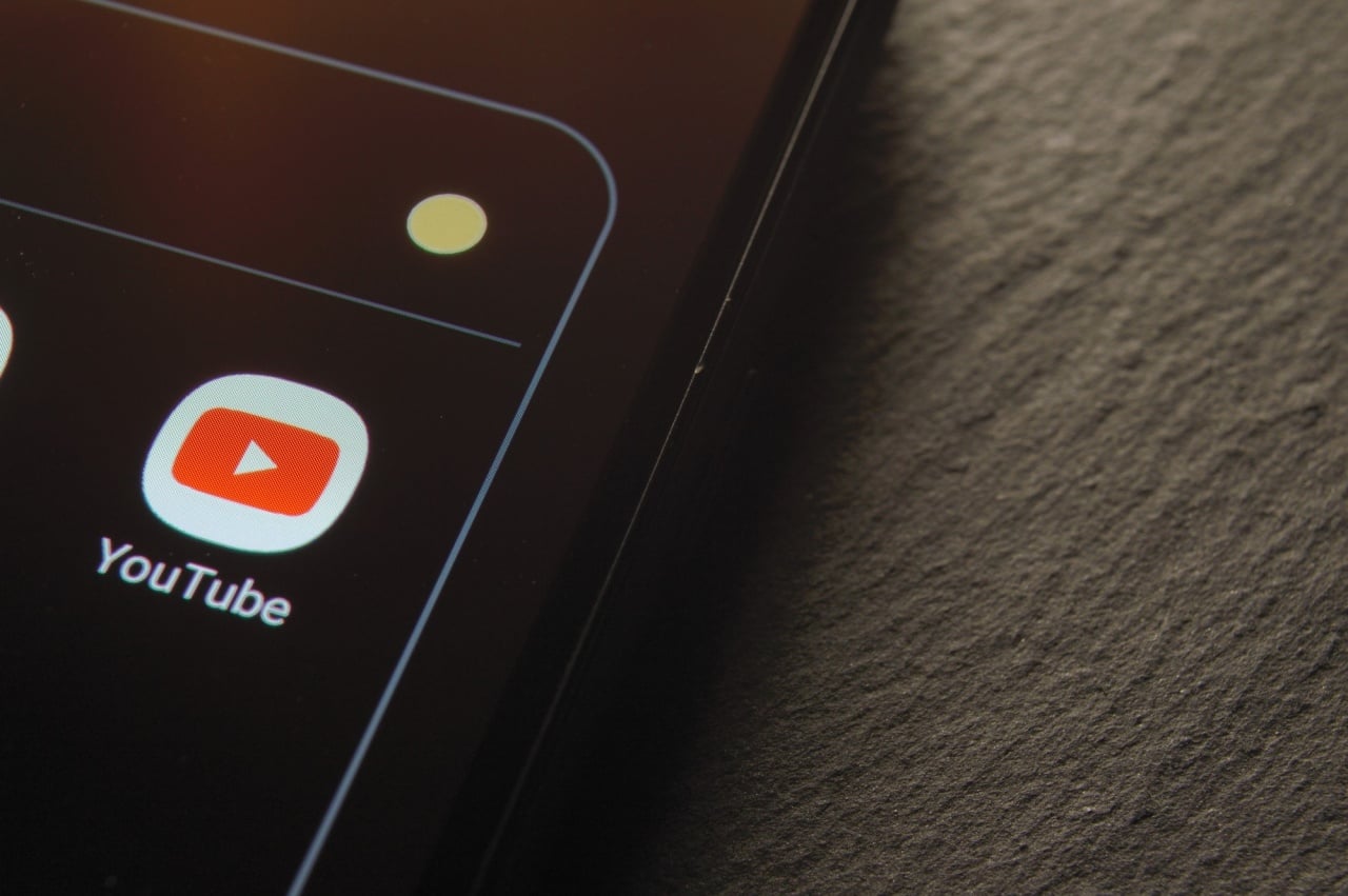 youtube lgoo em app