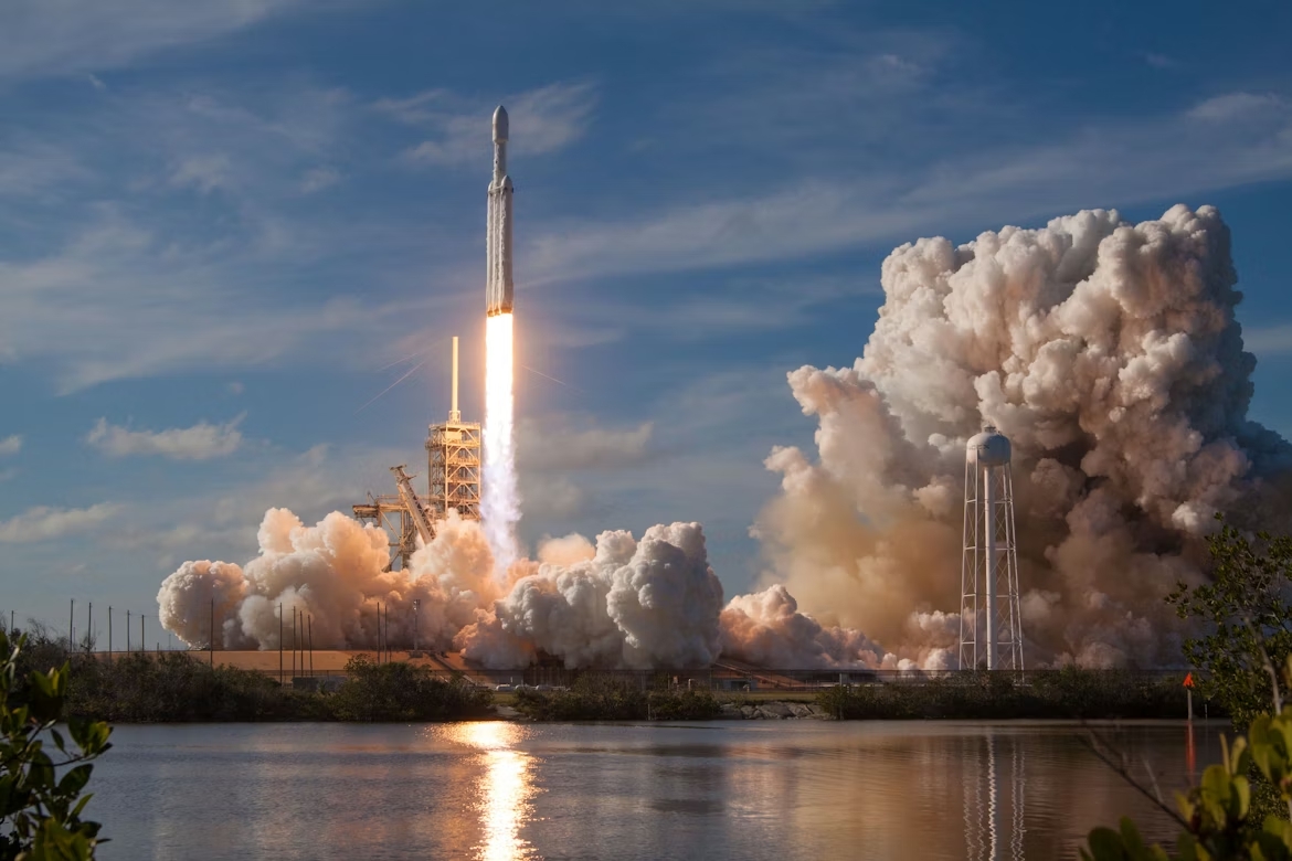 foguetão da NASA em lançamento