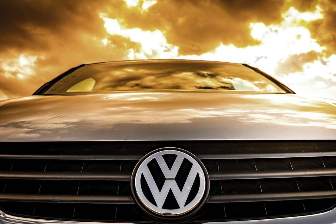 VW logo frente