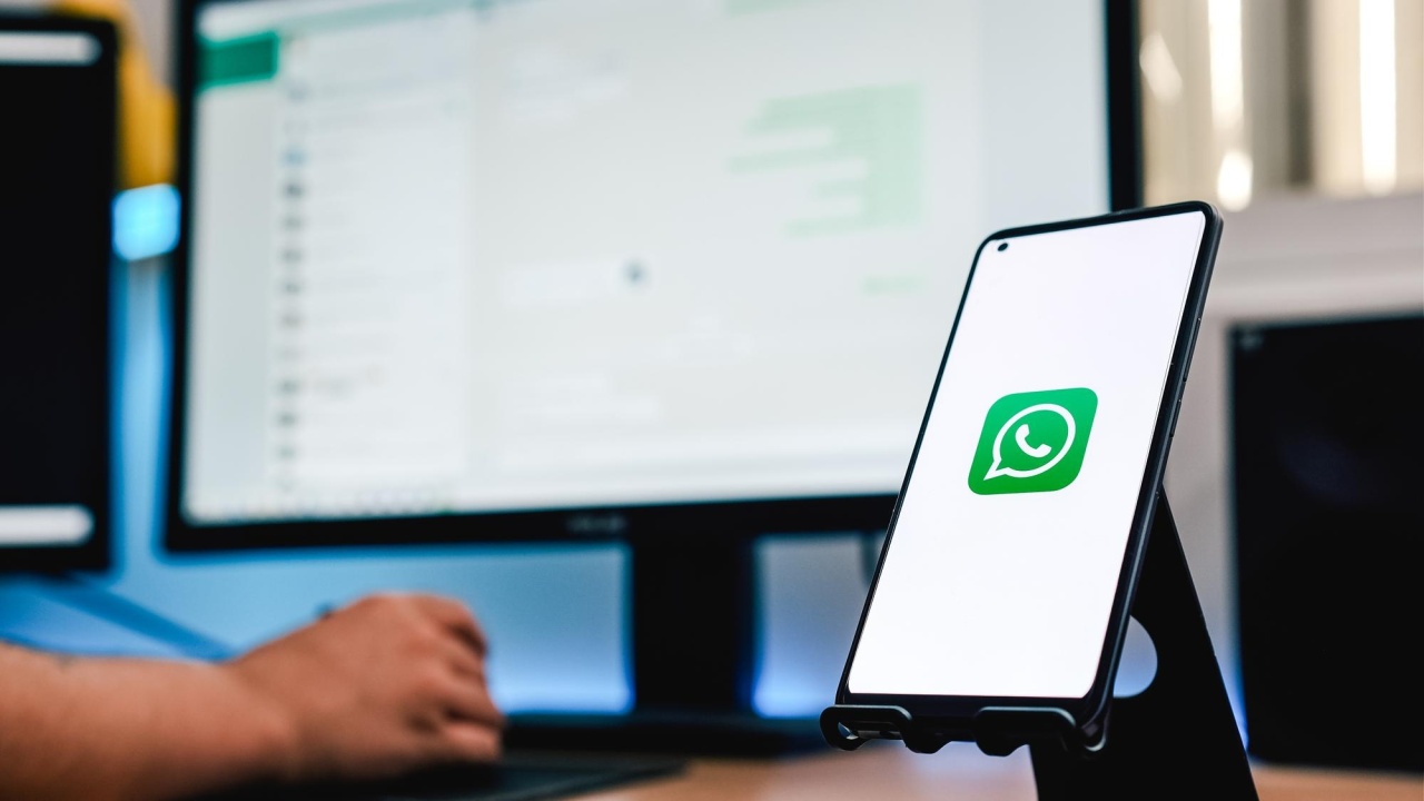 whatsapp em smartphone