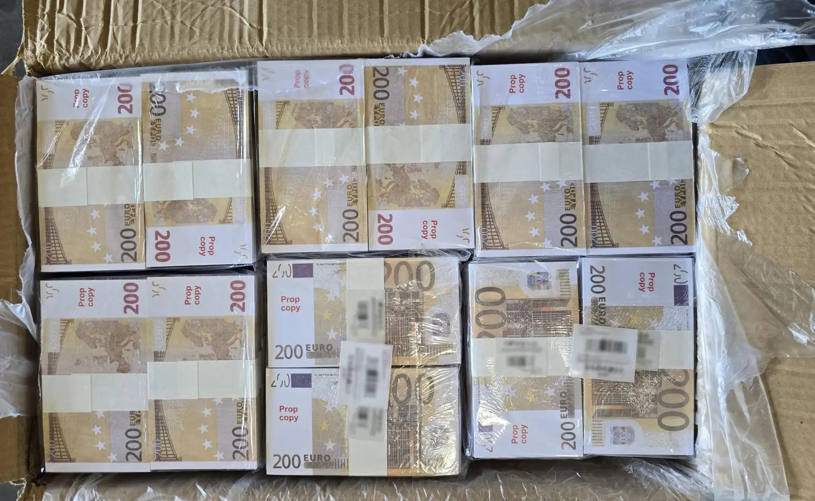 Dinheiro falso apreendido pelas autoridades