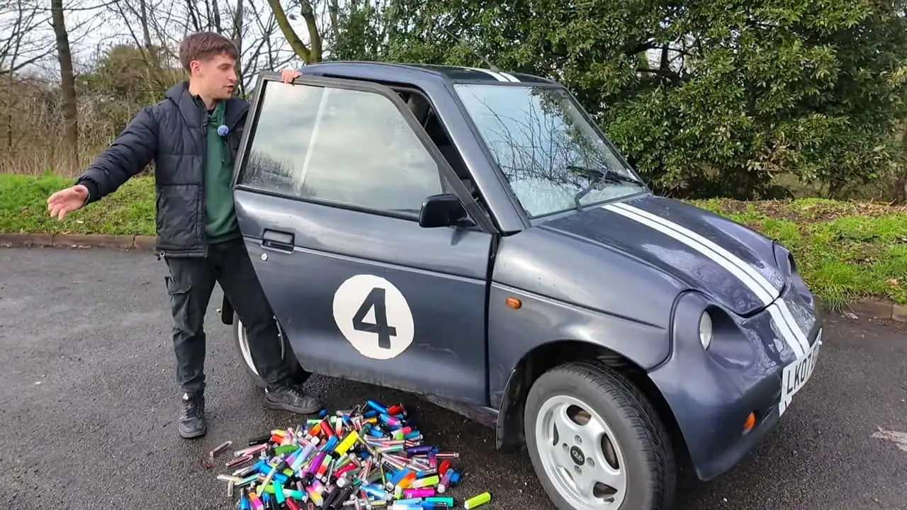 carro elétrico com baterias de vapes