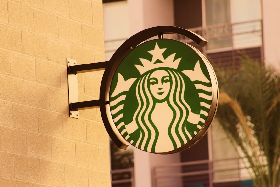 Starbucks sinal na parede