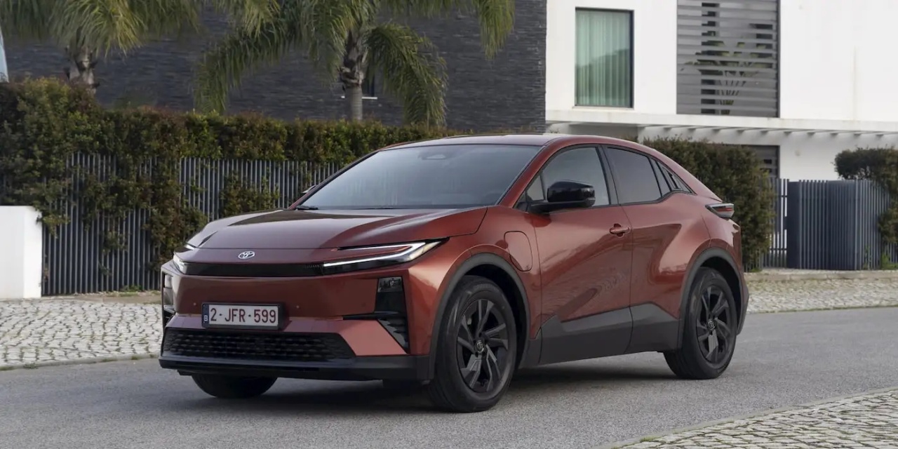 Toyota 2026 Toyota C-HR+ EV