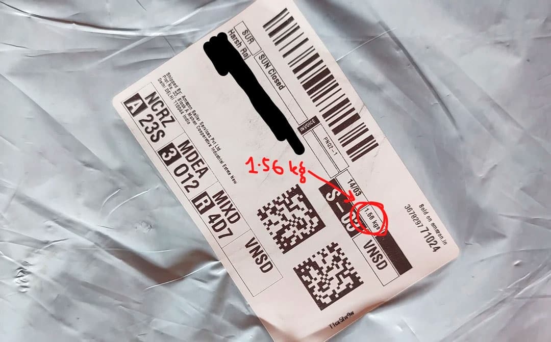 etiqueta da encomenda com peso incorreto para uma placa gráfica