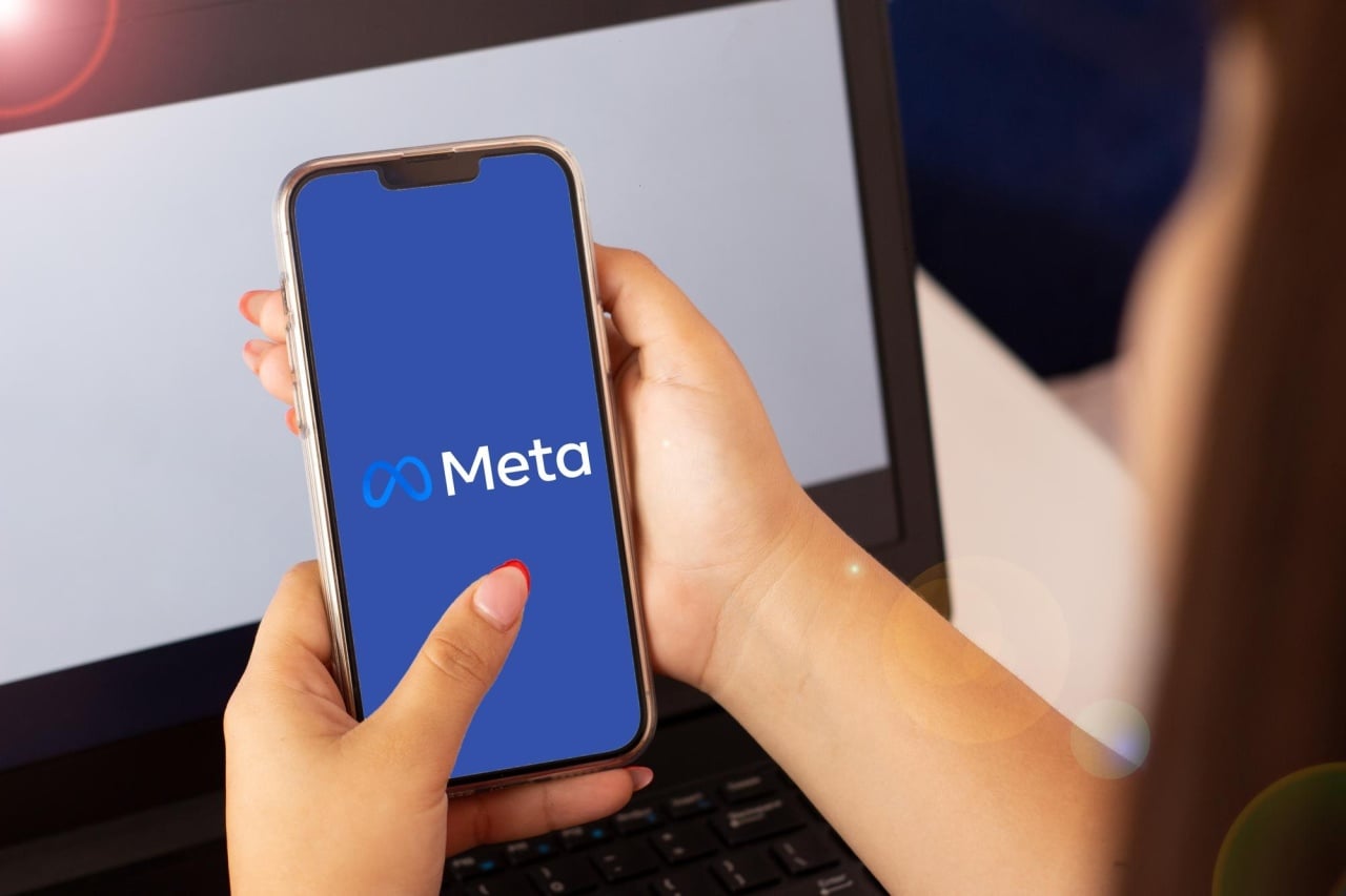 meta em smartphone