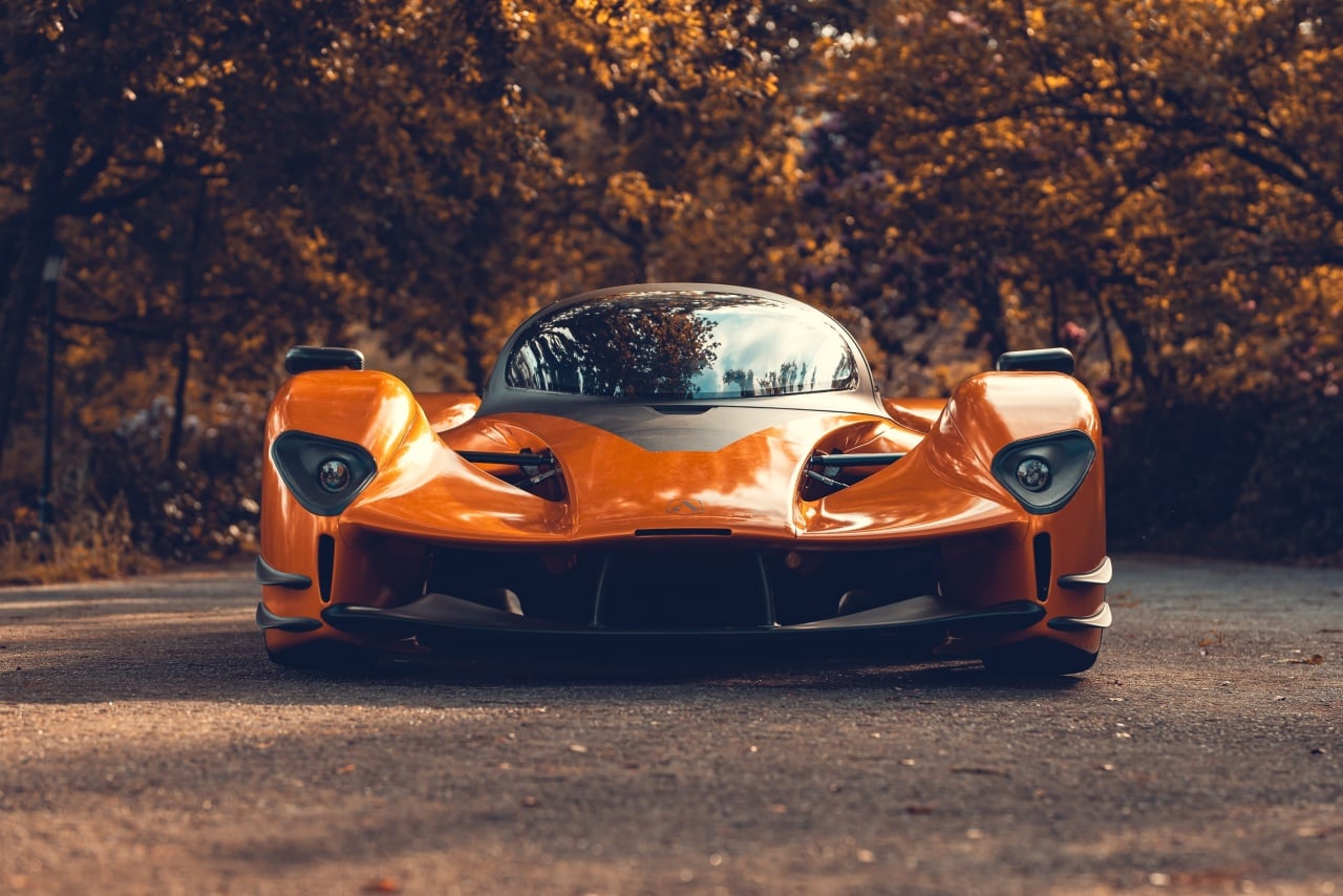 Adamastor Furia frontal