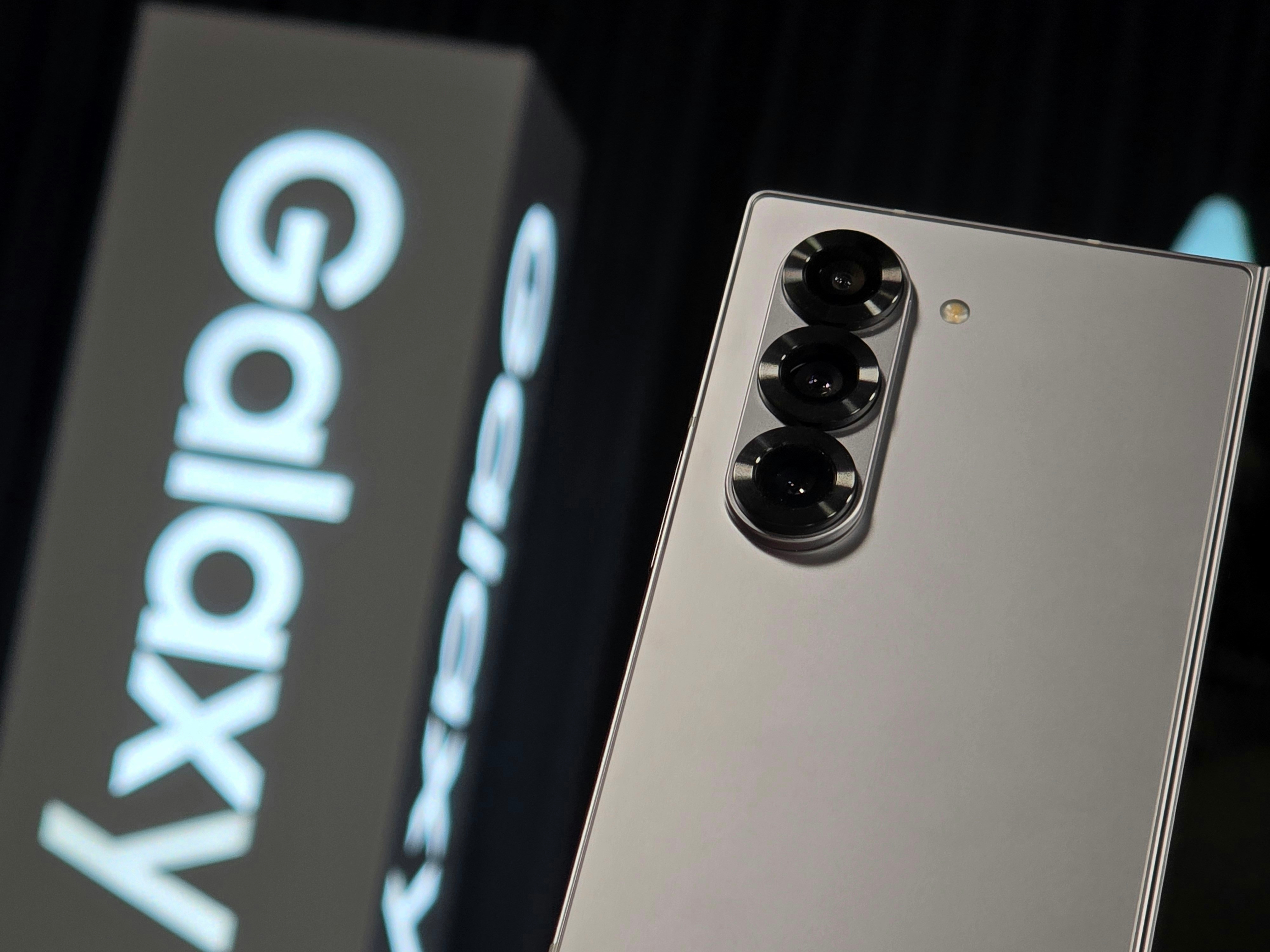 Vários smartphones da Samsung, Google e Motorola perdem suporte oficial em 2026