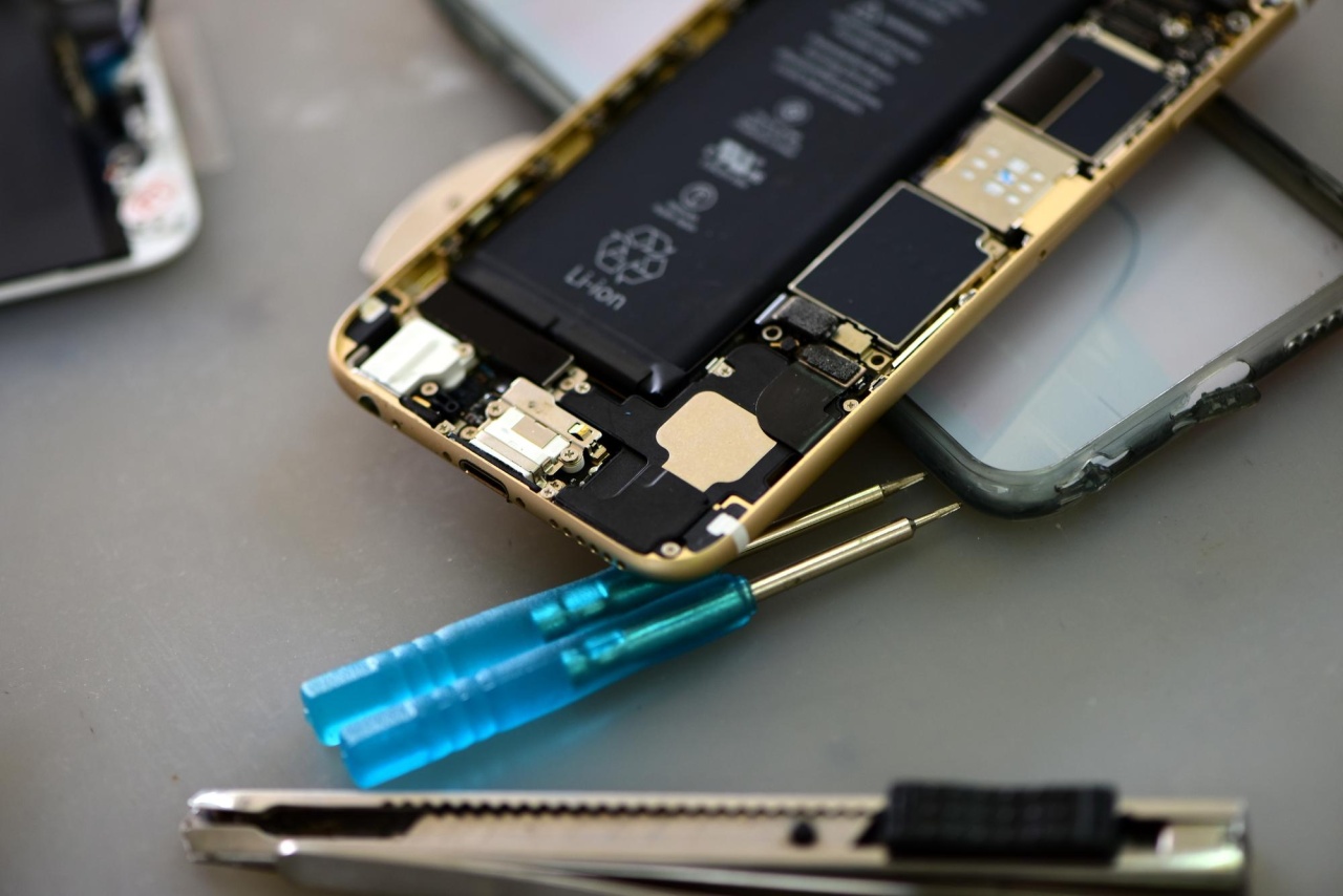 interior de bateria em smartphone