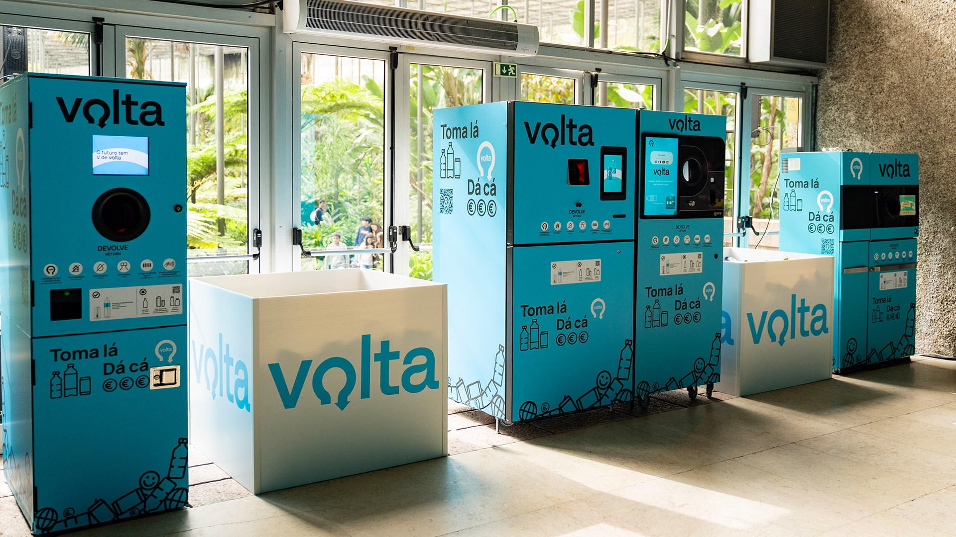 sistema de recolha de garrafas volta