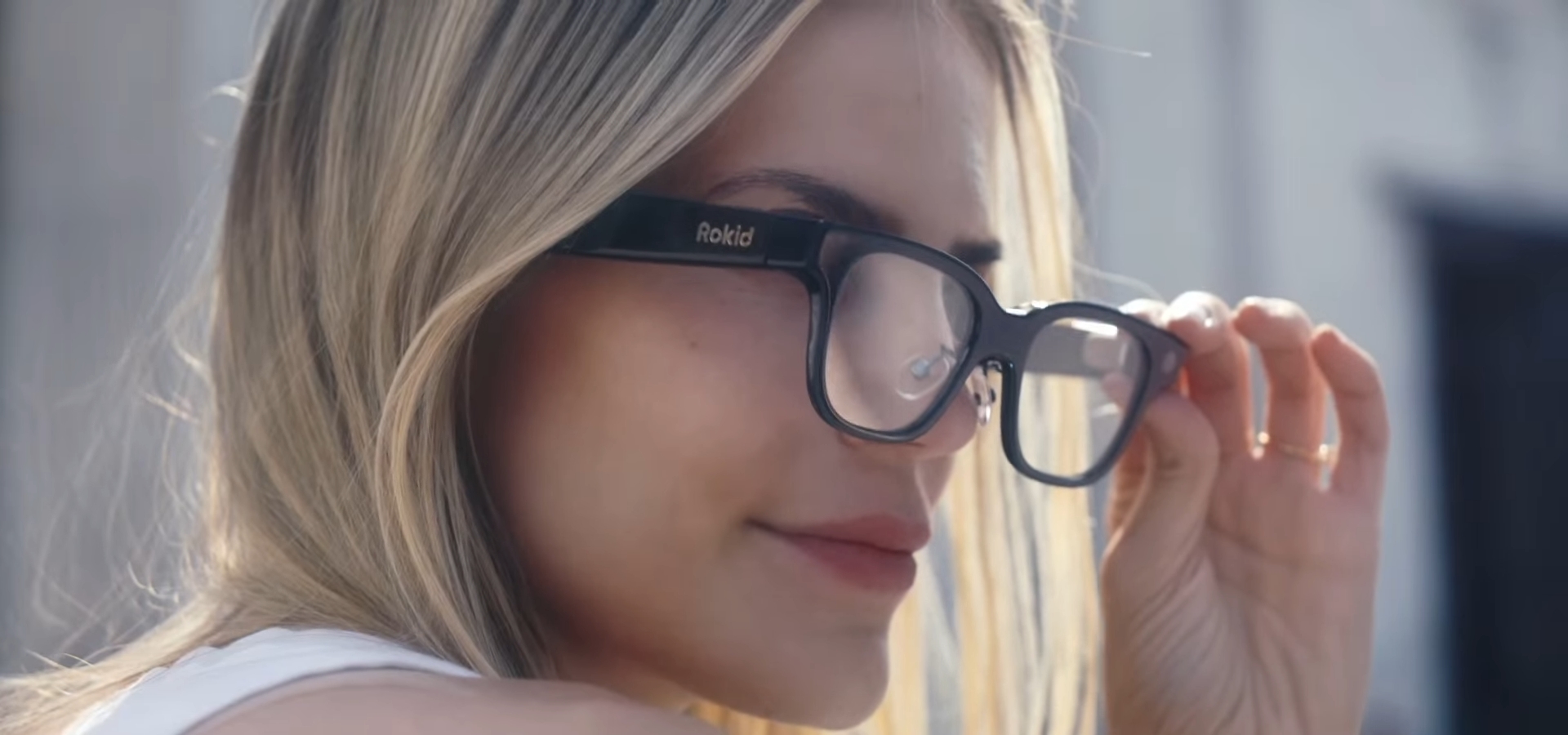 Detalhes dos smart glasses da Rokid 