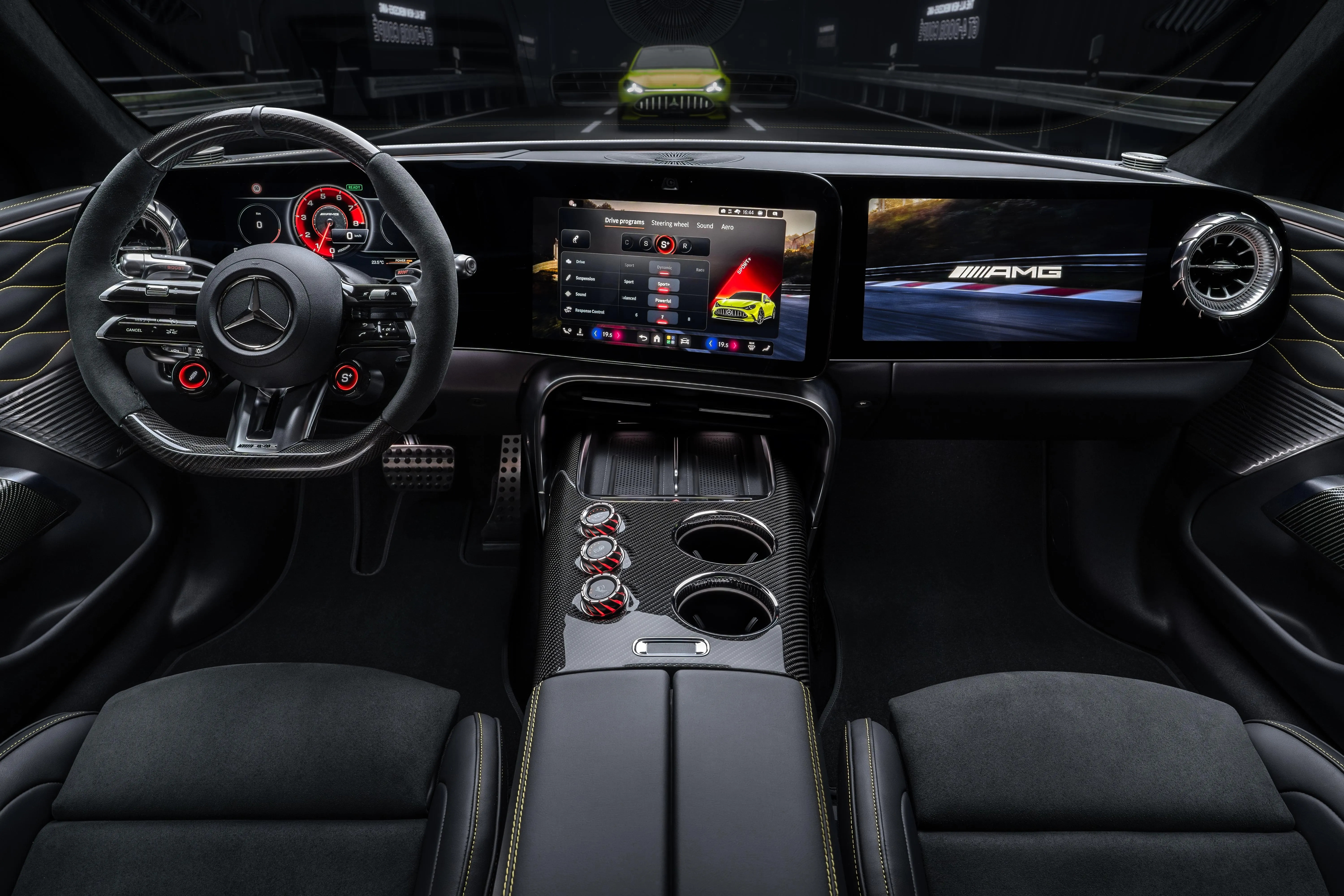interior do Mercedes AMG GT