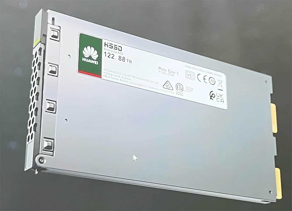 Huawei SSE de 122 TB