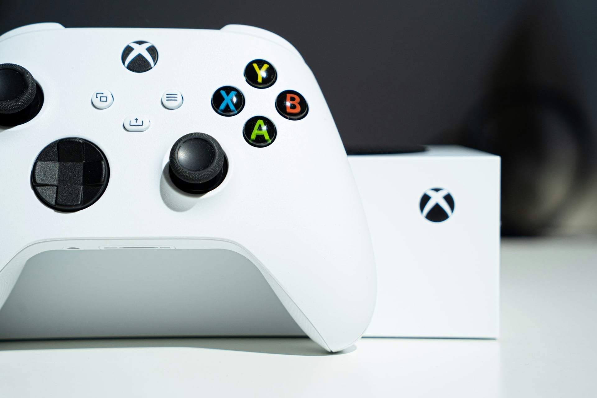 comando da Xbox proximo da consola