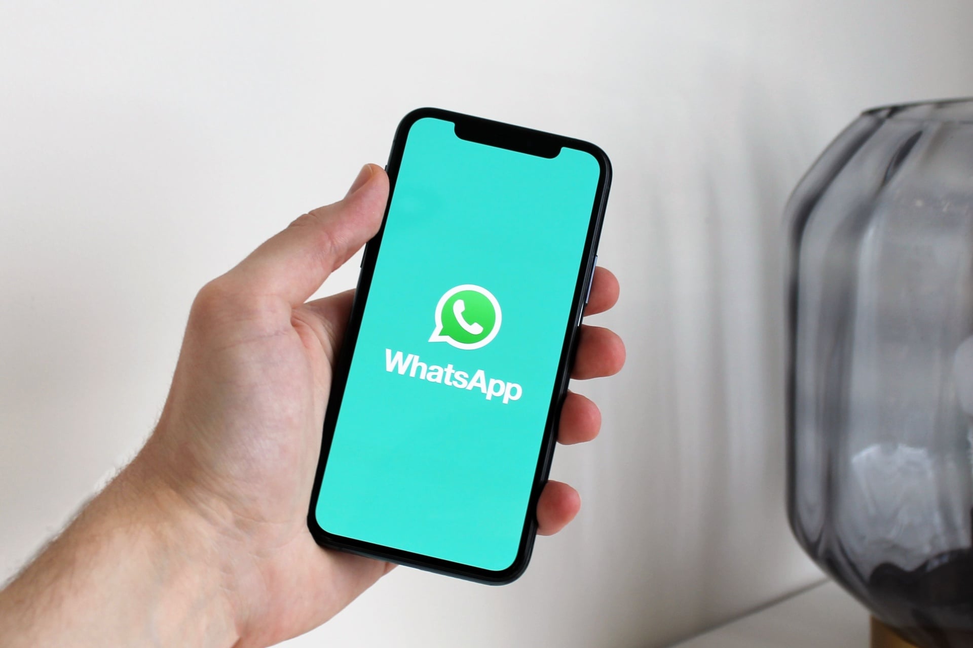 WhatsApp em smartphone