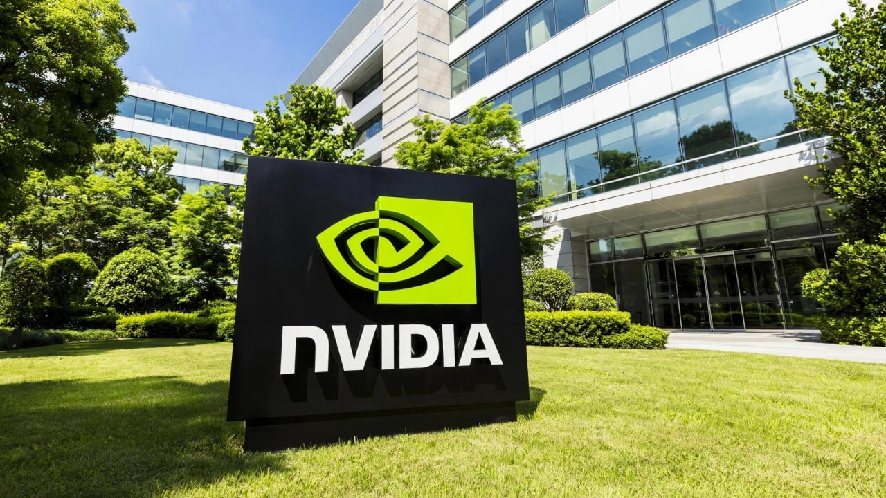 Nvidia logo em entrada