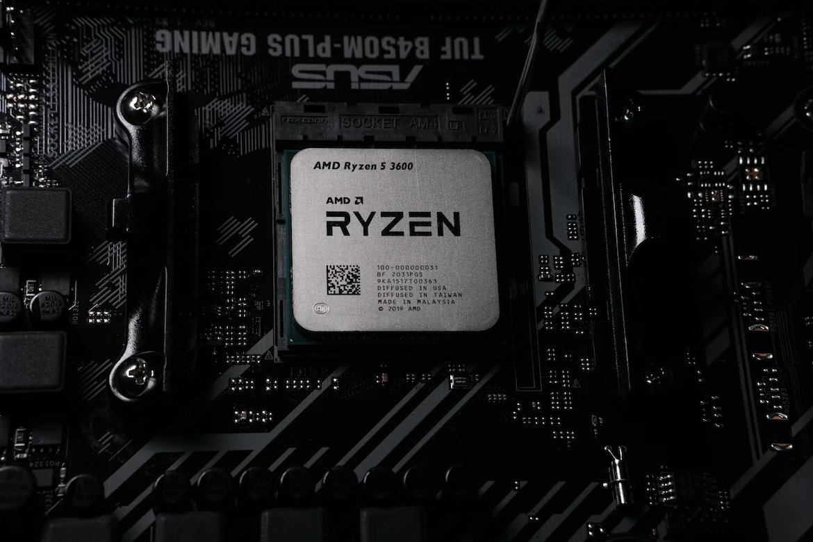 AMD processador sobre motherboard