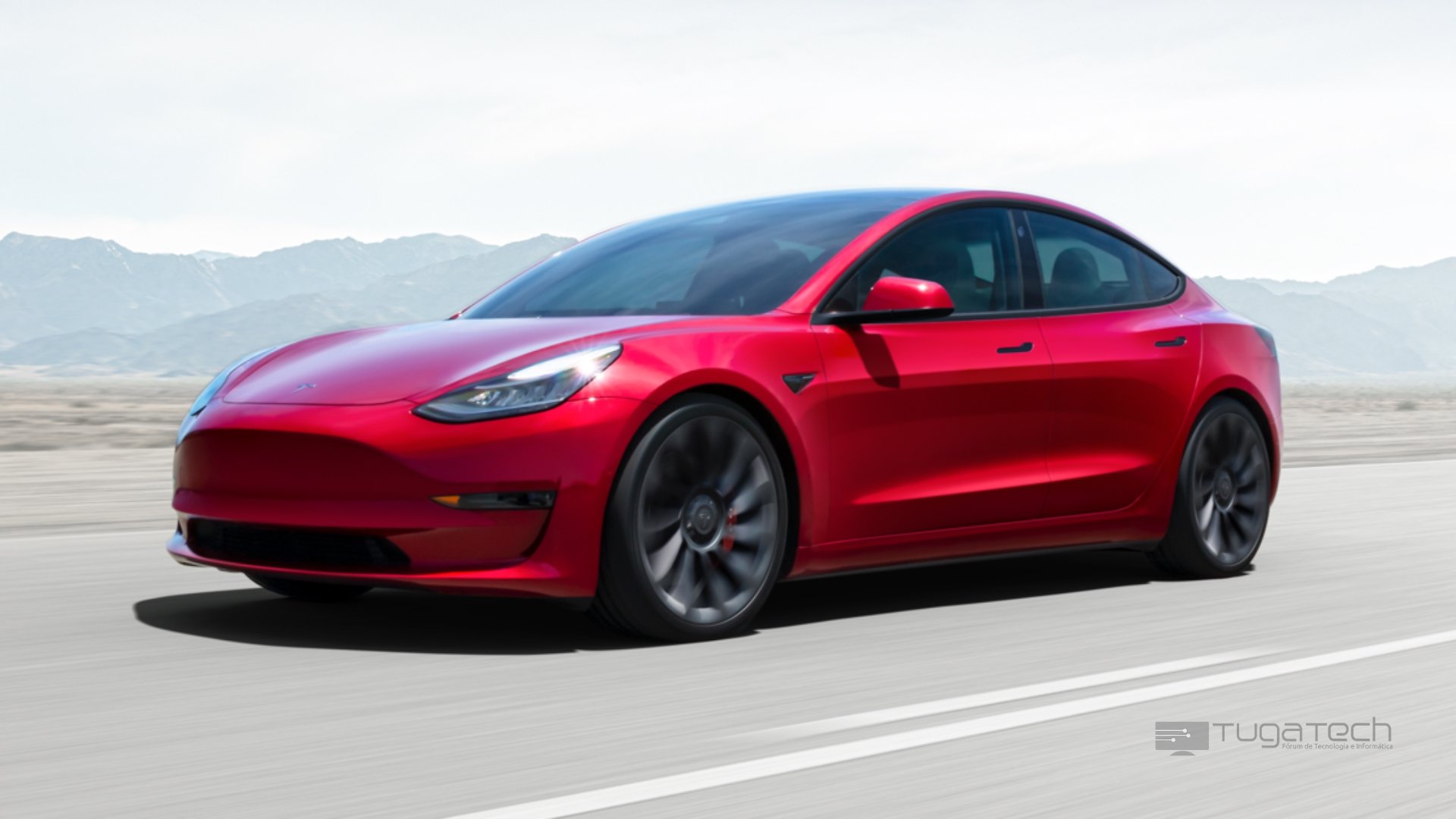 Tesla carro em andamento