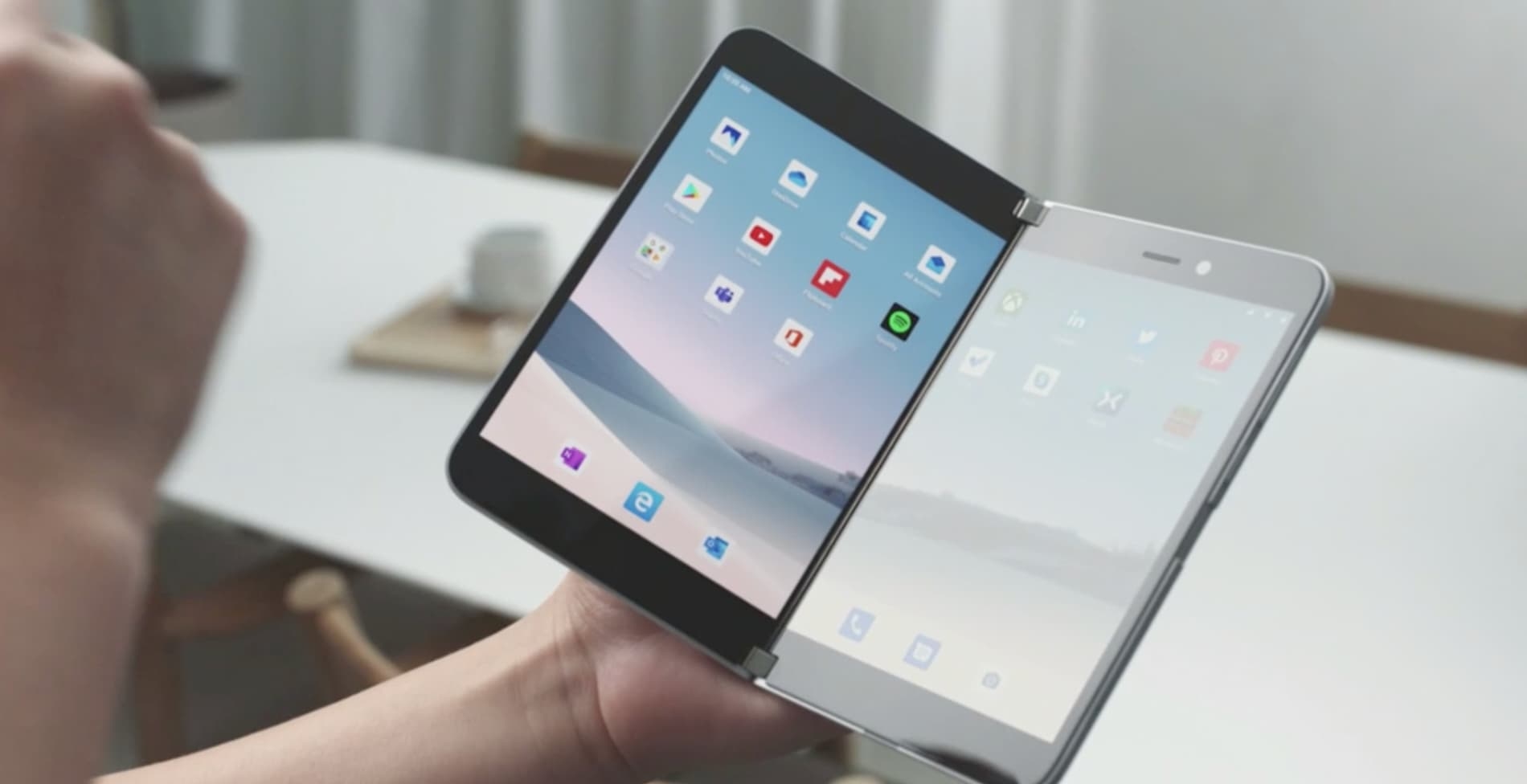 Microsoft Surface Duo