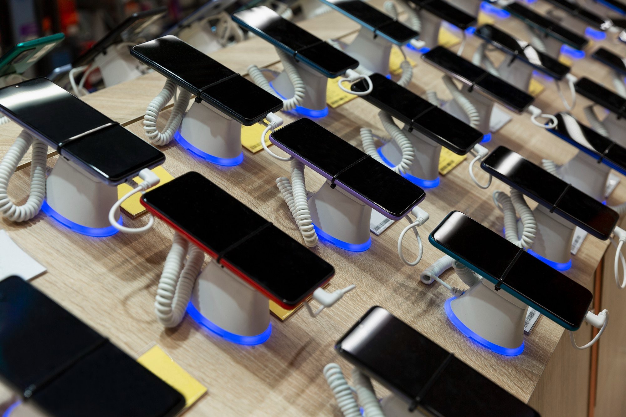 smartphones da Huawei na mesa