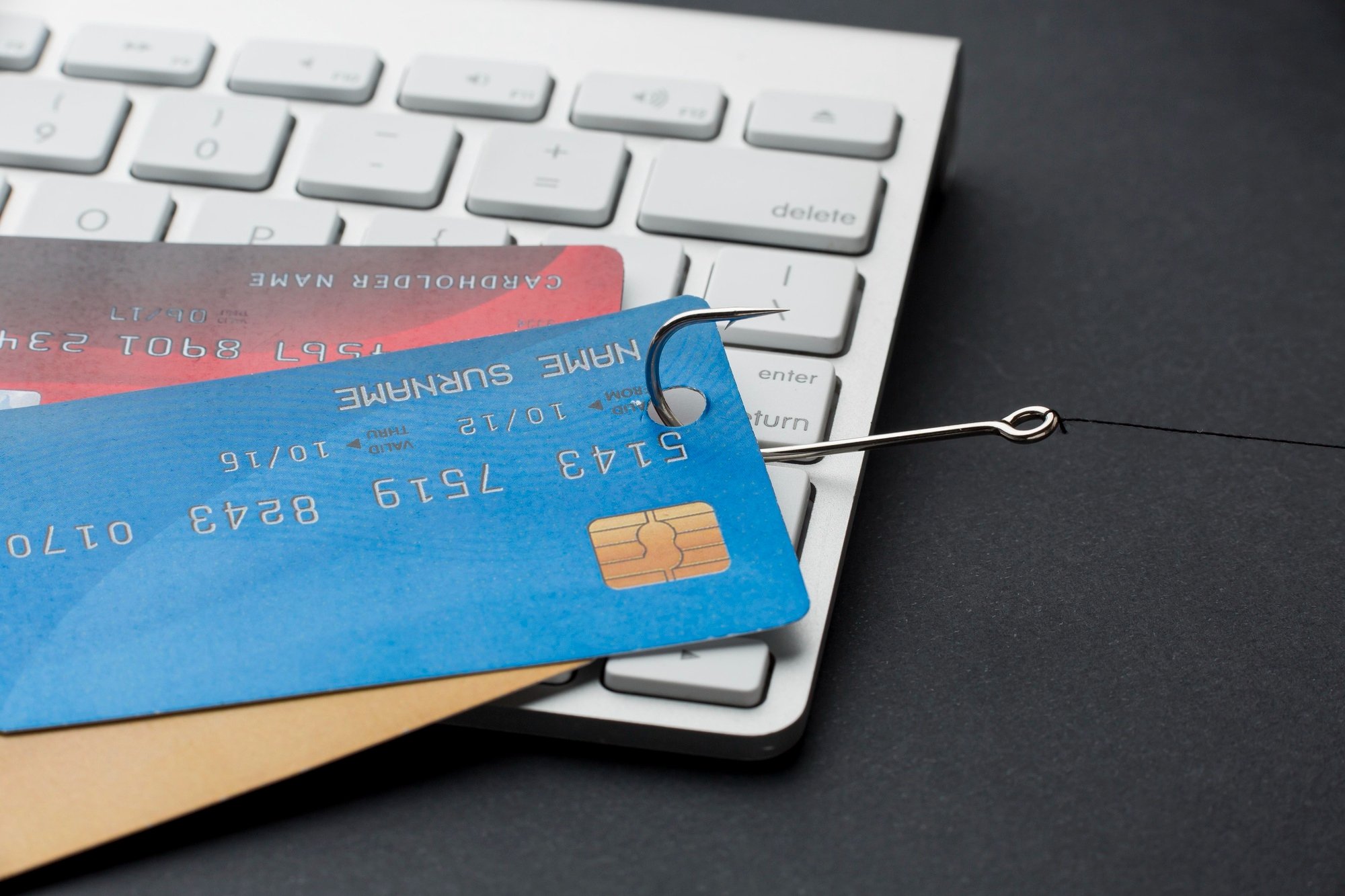 Cartões de crédito em phishing