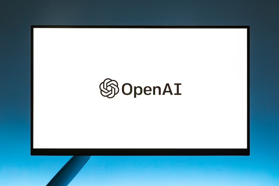 OpenAI em ecrã de computador