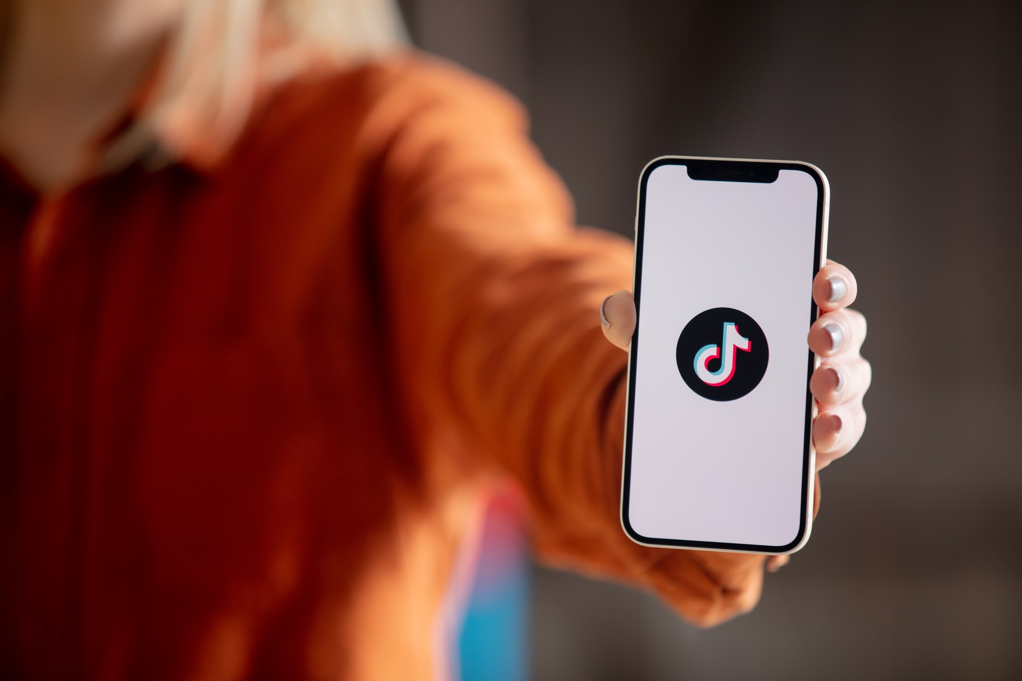 TikTok em smartphone