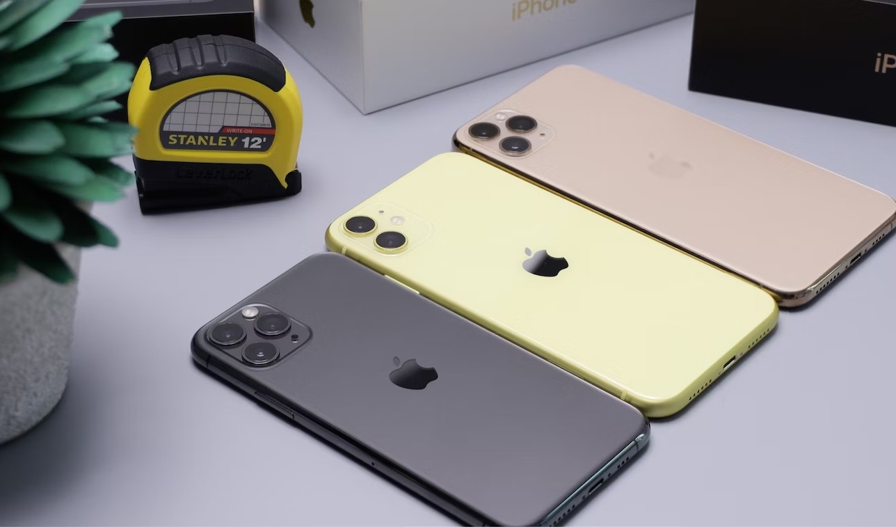 Apple iPhone sobre uma mesa