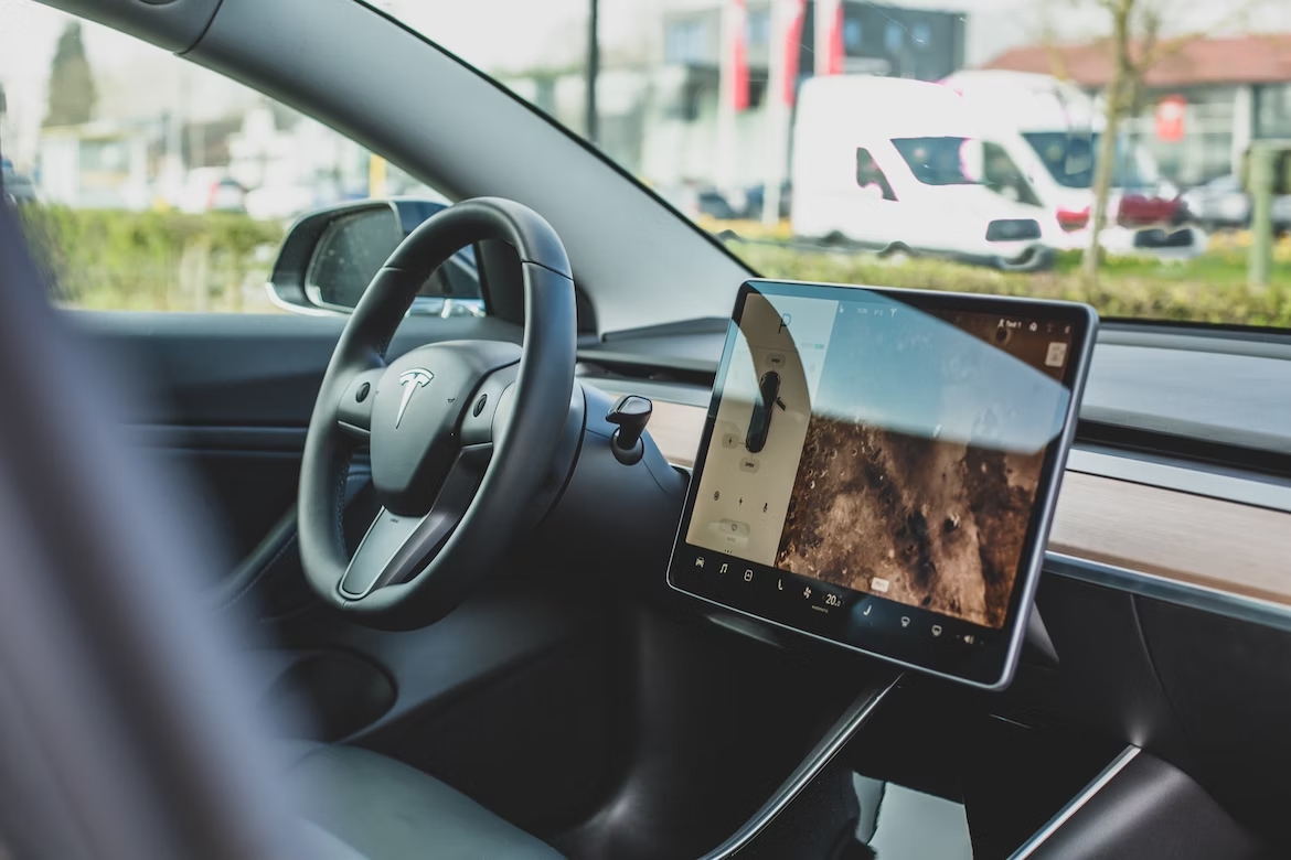 interior do tesla