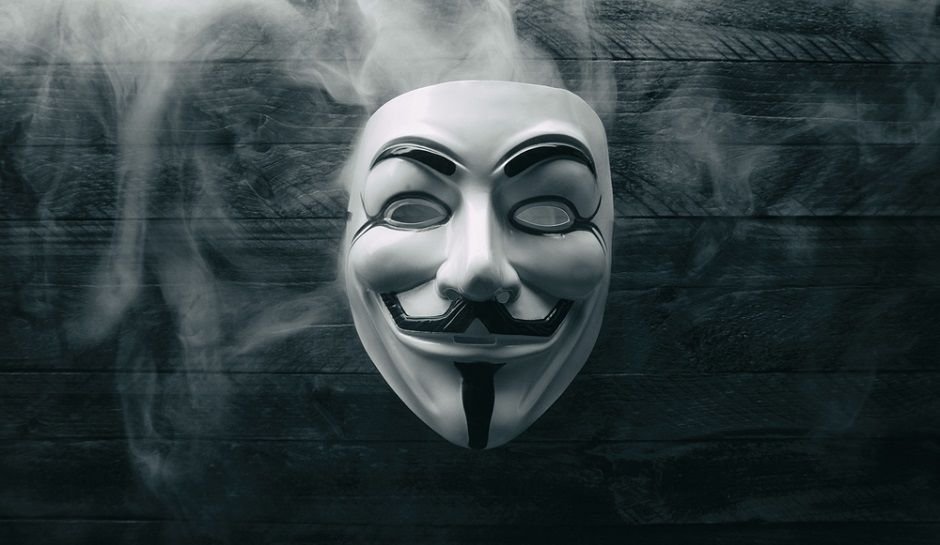 anonymous mascara fumo