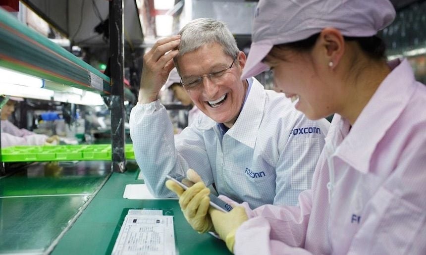apple tim cook em fabrica da Foxconn
