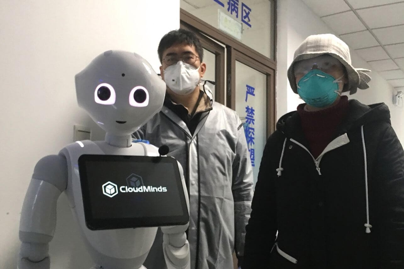 Hospital wuhan robot