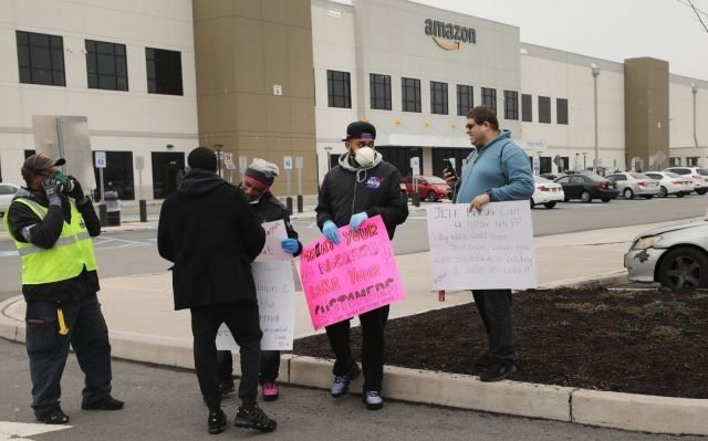 Amazon funcionários em protesto
